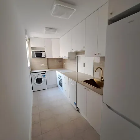 Апартаменты Navigantes 5 Торевьиа